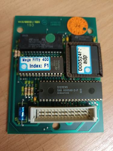 Spiel und speichermodul - und,
