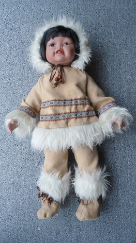Eskimo porzellankopfpuppe - eskimo,