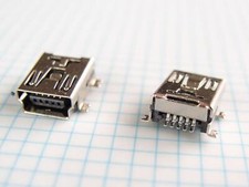 1 Stück Einbau-Buchse Mini-USB, SMD, liegend, ungebraucht