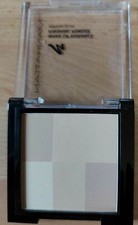 Manhattan Wake Up Radiance Finishing Puder  Nr. 001 - Ivory   8g