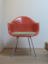 Charles & Ray Eames DAX Stuhl für Herman Miller Fiberglas