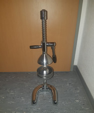 SAFTPRESSE ENTSAFTER HEBEL