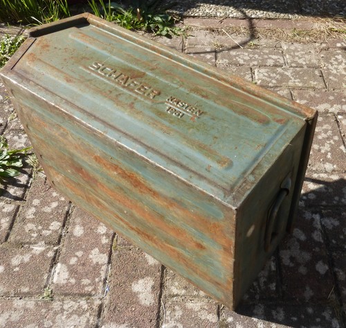 Alte kiste stapelkiste - alte,