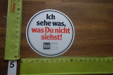 Alter Aufkleber Fernseher