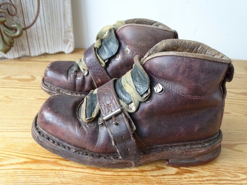 W3099 alte skischuhe leder - skischuhe,