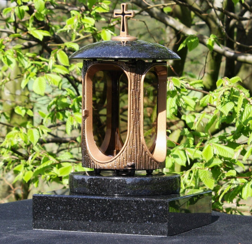 Grablaterne mit kreuz - grablaterne,