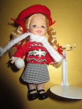 B1151) ORIGINALE BLONDE BARBIE SHELLY MATTEL VOLL BEKLEIDET MIT METALL-STÄNDER