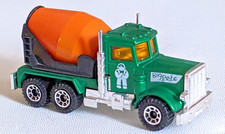 Matchbox      Peterbilt    Fahrmischer  1 : 80