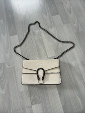 Trachtentasche Damen Umhängetasche Cremefarben  mit Kette Topzustand