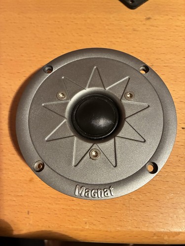 Stück magnat monitor - magnat,