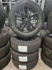 Satz Winterräder auf