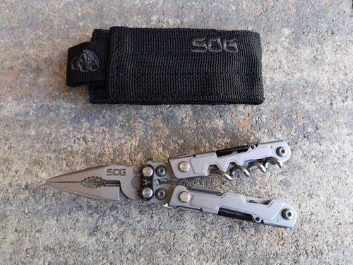 Sog powerlitre multitool with - sog,