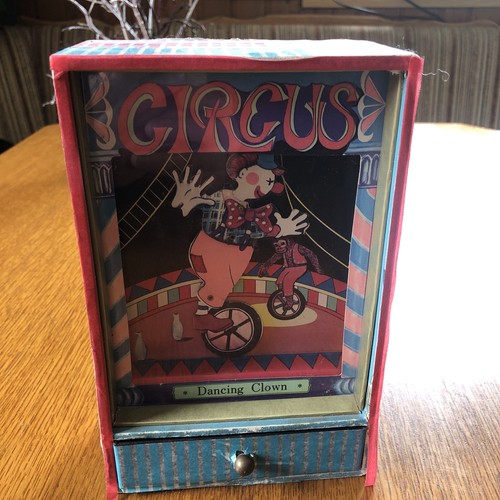 Spieluhr circus dancing - dancing, clown
