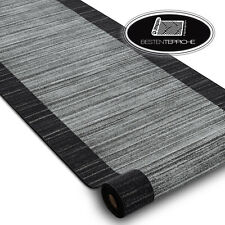 Robuster Teppich Läufer auf