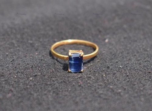 Massiver karat gold ring - karat,