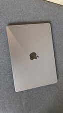 Apple MacBook Air 13,6 Zoll (512GB SSD, M2, 16GB, QWERT) - Silber
