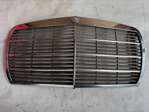 Mercedes w123 kühlergrill - mercedes,