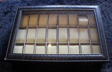 Sammleruhrenvitrine