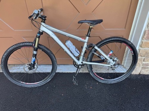 Specialized stump jumper - jumper, m5