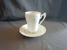 Kakao Tasse mit Untertasse