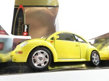 1:18 Bburago 3302 Volkswagen New Beetle gelb #A1488 