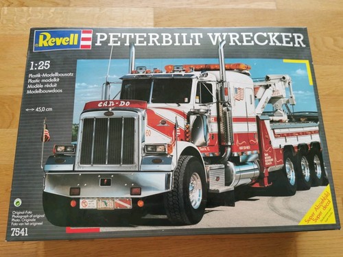 Revell peterbilt wrecker 25 - wrecker, 1:25