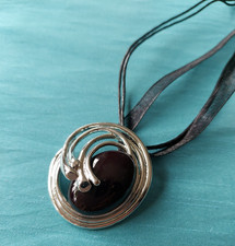 Kette Anhänger Onyx Imitation schwarz silber Steampunk Gothic Halsband Retro