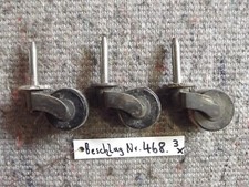 Beschlag Nr. 468, 3 antike Möbelrollen, kräftig, Messing, Patina,