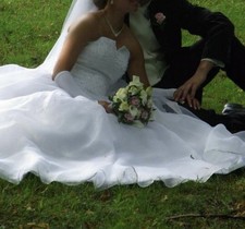 Hochzeitskleid S 36 Prinzessin Bandeau Reifrock Perlen Strass Tüll Satin 