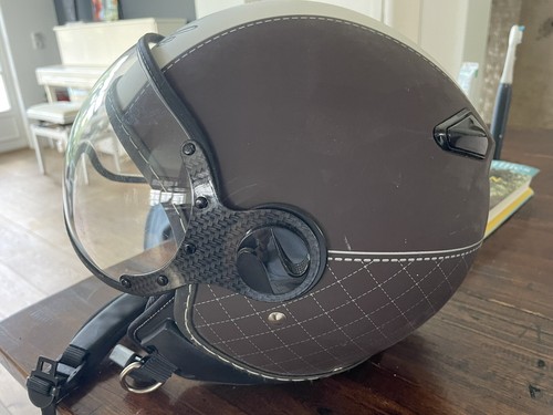 Motorradhelm