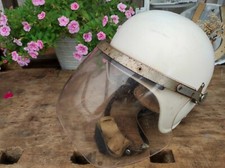 DDR Volkspolizei Einsatzhelm VP-Bereitschaften Original Polizeihelm mit Visier