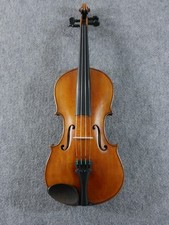 Kleine Geige für größere