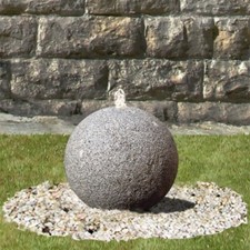 Granit-Quellkugel Ø 30cm