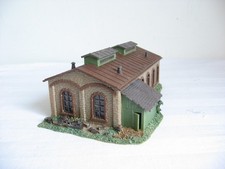 SM110* FALLER N Lokschuppen 2-Standig gebaut