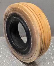 1x Reifen Staplerreifen Gabelstaplerreifen Vollgummi Haltenase Rota 15x4,5-8