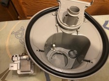 Ersatzteil Bodenwanne Beko Geschirr Spüler DSN6634FX