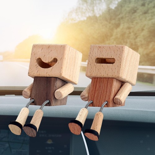 Kleine holzfigur mit - kleine,