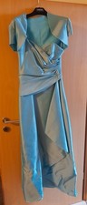 langes Abendkleid hellblau mit