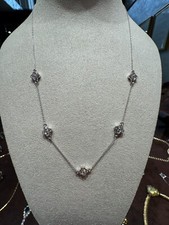 Modernes Collier 18Karat (750) Weißgold mit feinen Brillanten