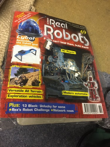 Ultimate real robots magazine - ,