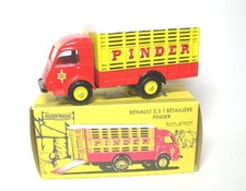 Renault 2,5 T Circus Pinder L=