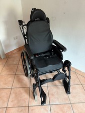 Elektrischer Pflegerollstuhl BREEZY RelaX 2 mit VMAX2 von AAT