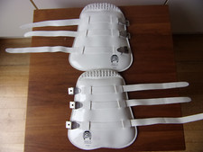 Gera Kunststoff Sehnenschoner vorne  Gr. Pony  weiß ( Deutschland )