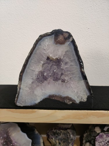 Amethyst druse 54kg 18cm - amethyst,