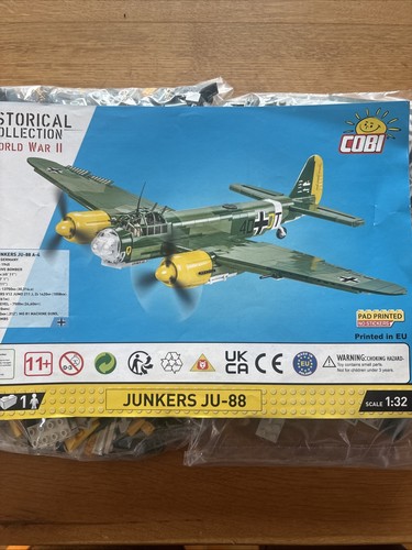 Cobi 5733 historical - cobi,