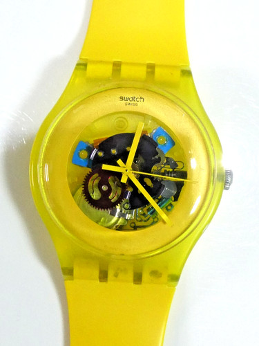 Eine schöne swatch uhr - eine,