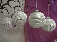 4er Set Christbaumkugel Weihnachtskugel Glas 4fach sortiert Weiß Dekoration