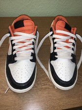 Nike Dunk Low PRM Größe 41 weiß/schwarz/orange