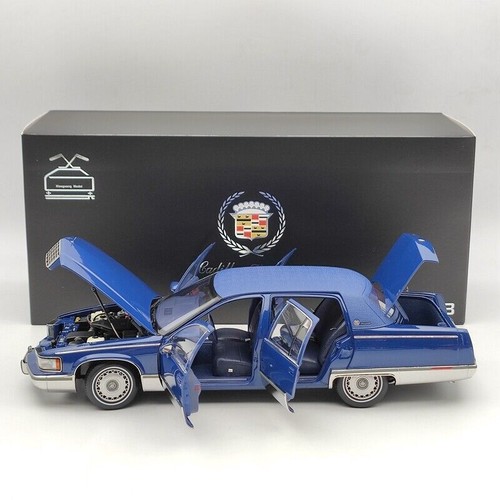 1993 cadillac - 1:18,
