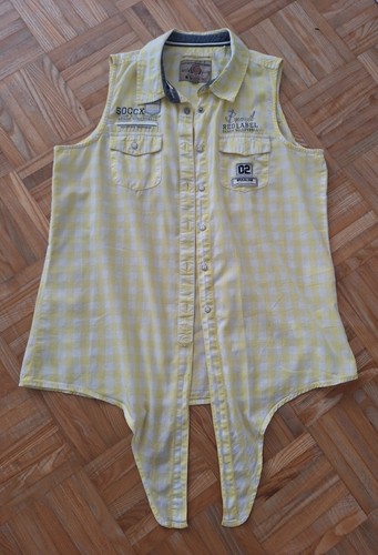 Damenbluse ärmellos von
